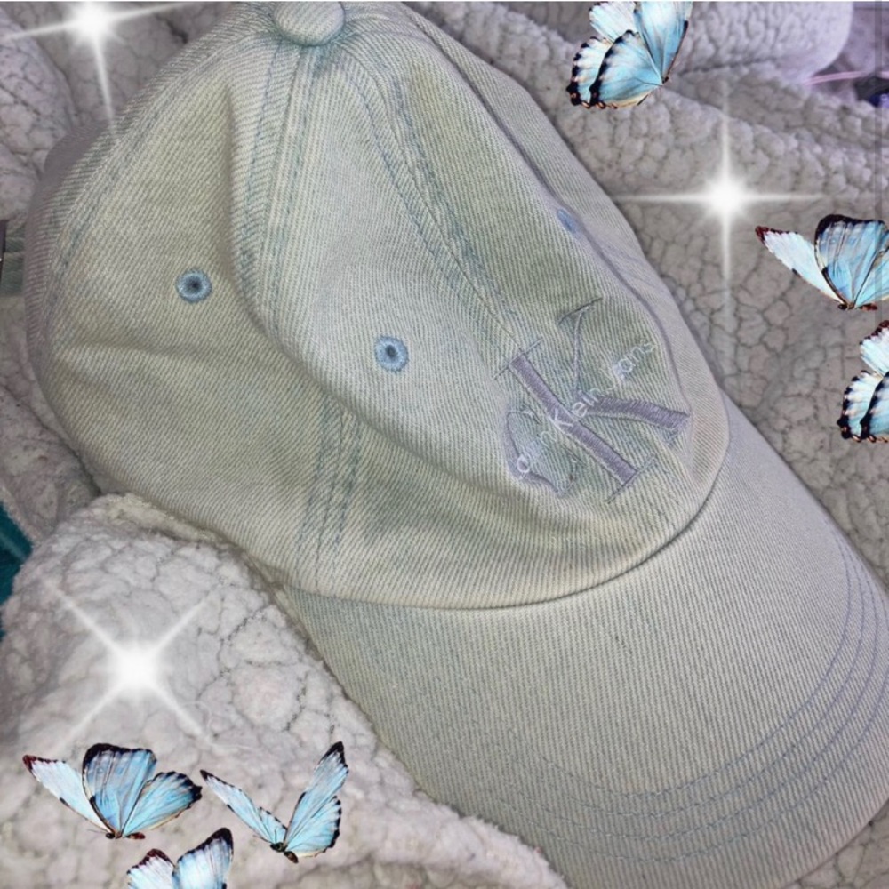 🦋🦋light wash denim Calvin Klein jeans hat🦋🦋